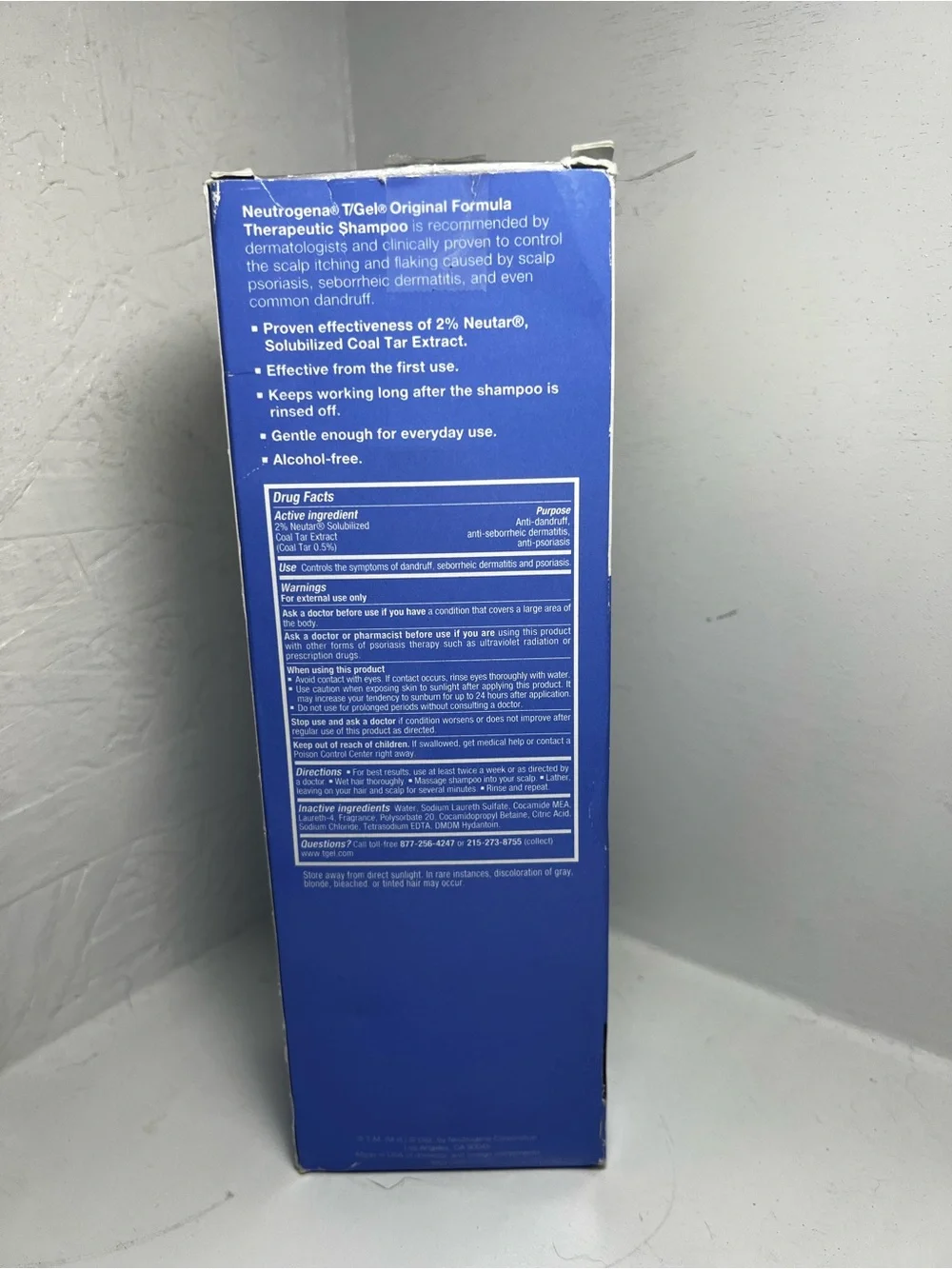 Neutrogena T/Gel Therapeutic Shampoo - Blue and Black